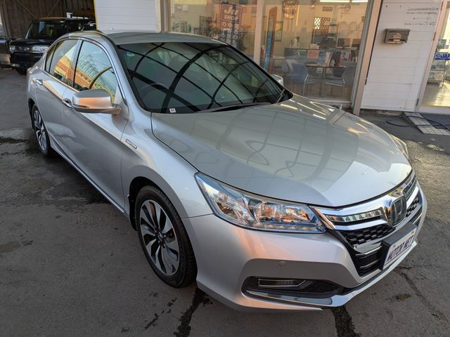 HONDA ACCORD HYBRID 2013 Image 31