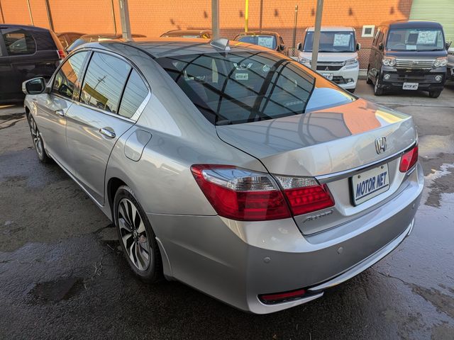 HONDA ACCORD HYBRID 2013 Image 31