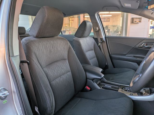 HONDA ACCORD HYBRID 2013 Image 31