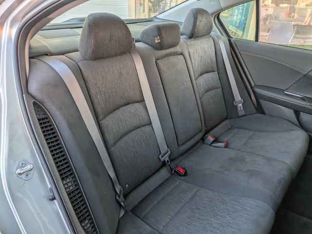 HONDA ACCORD HYBRID 2013 Image 31