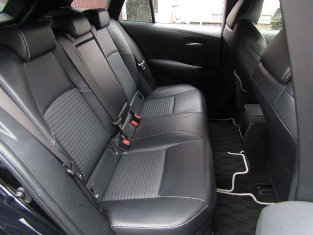 TOYOTA COROLLA TOURING HYBR 2019 Image 31