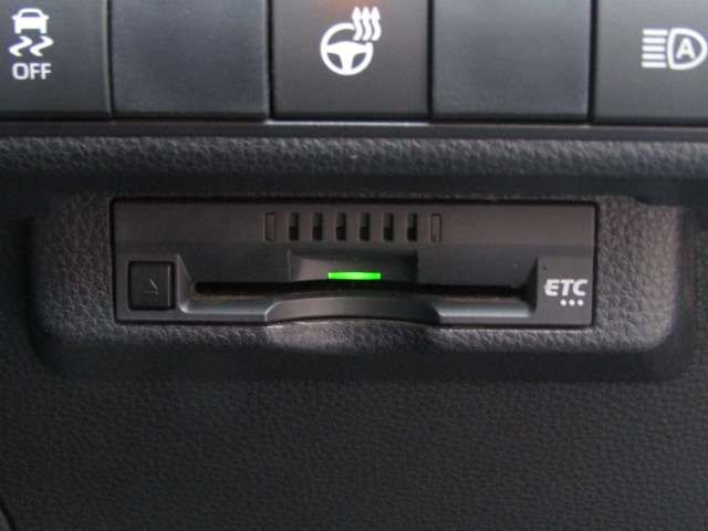 TOYOTA COROLLA TOURING HYBR 2019 Image 31