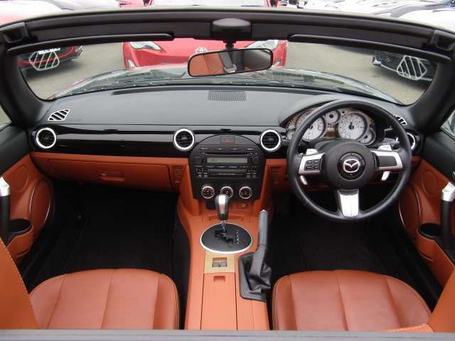 MAZDA ROADSTER 2006 Image 31