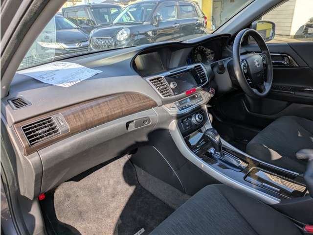 HONDA ACCORD HYBRID 2014 Image 31