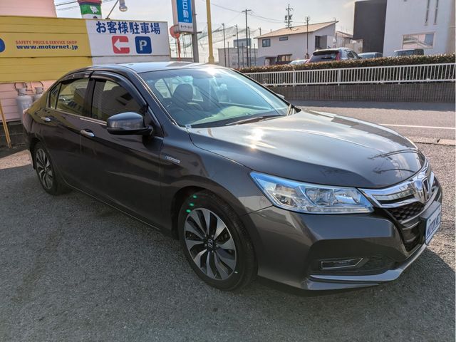 HONDA ACCORD HYBRID 2014 Image 31