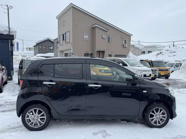DAIHATSU MIRA E:S 4WD 2018 Image 31