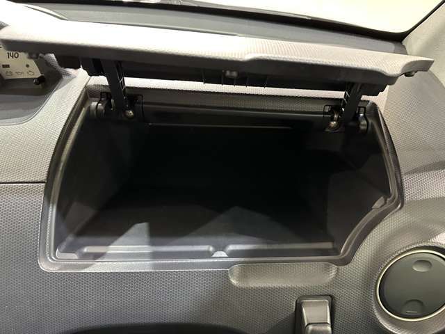 MITSUBISHI TOPPO 2010 Image 31