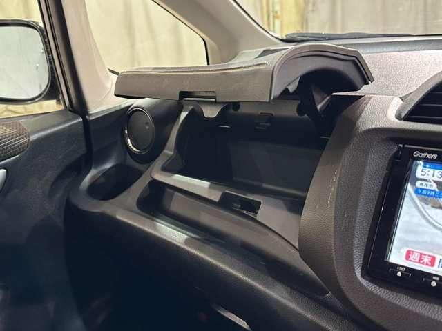 HONDA FIT SHUTTLE HYBRID 2013 Image 31