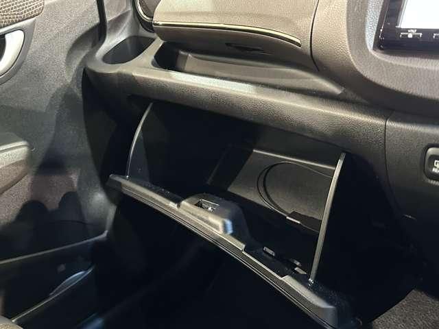 HONDA FIT SHUTTLE HYBRID 2013 Image 31