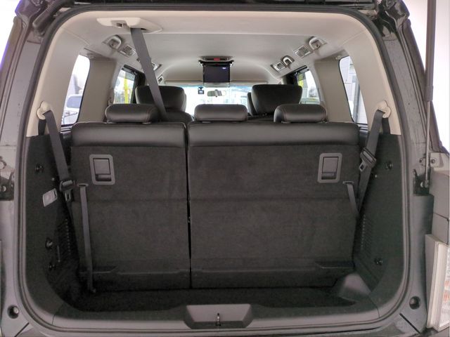 NISSAN ELGRAND 2018 Image 31