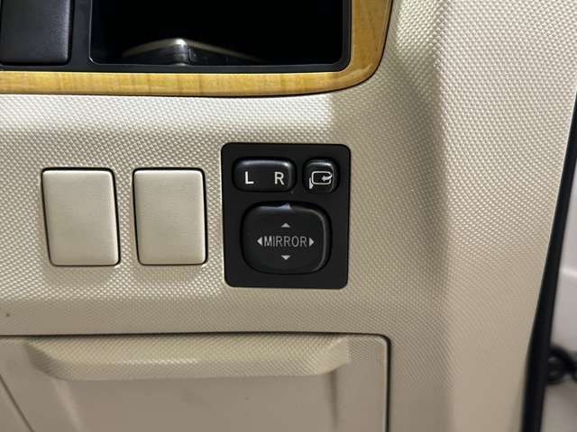 TOYOTA ESTIMA 2006 Image 31