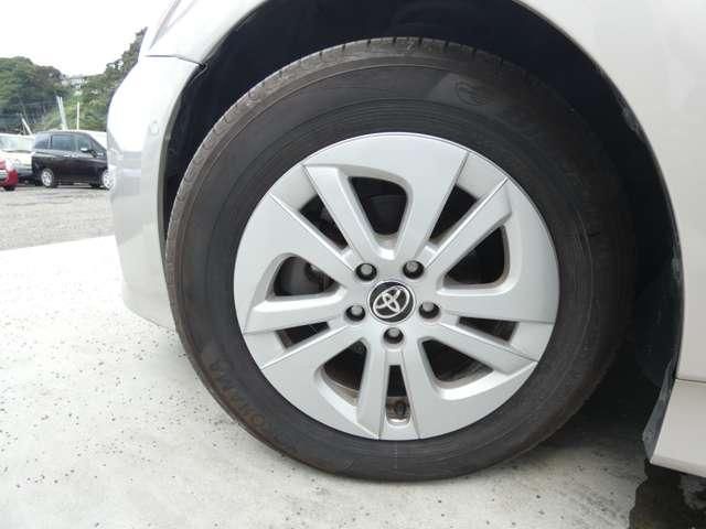 TOYOTA PRIUS 2017 Image 31