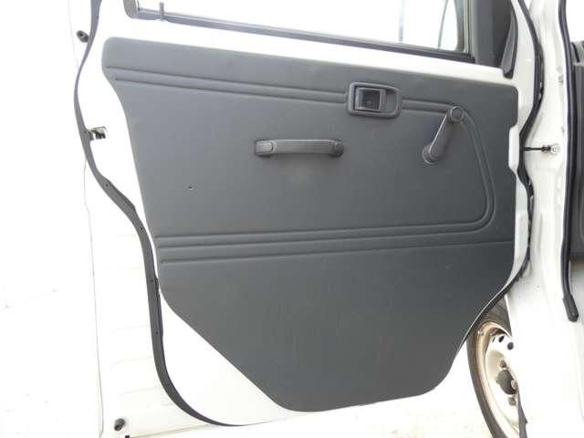 DAIHATSU HIJET CARGO 2013 Image 31