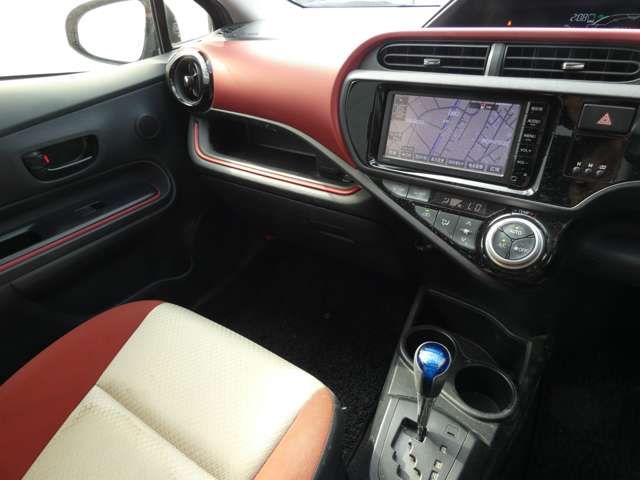 TOYOTA AQUA 2015 Image 31