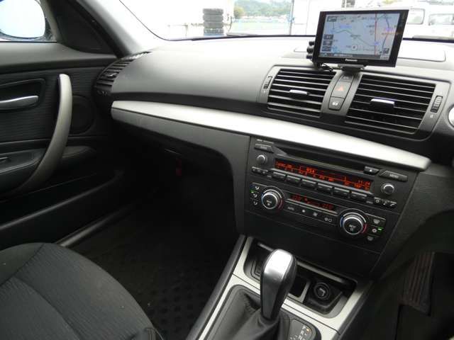 BMW 1SERIES 2008 Image 31