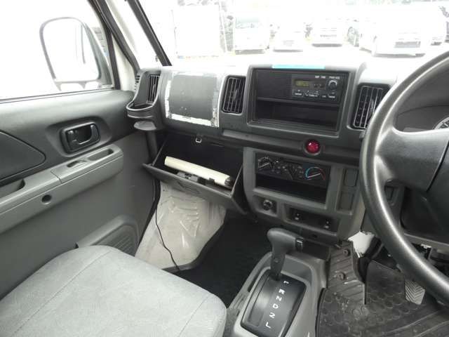 NISSAN NV100 CLIPPER 2012 Image 31