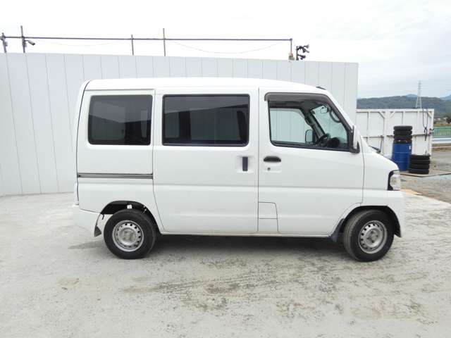 NISSAN NV100 CLIPPER 2012 Image 31