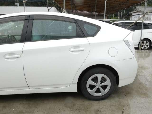 TOYOTA PRIUS 2012 Image 31