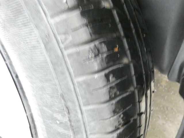 TOYOTA PRIUS 2012 Image 31