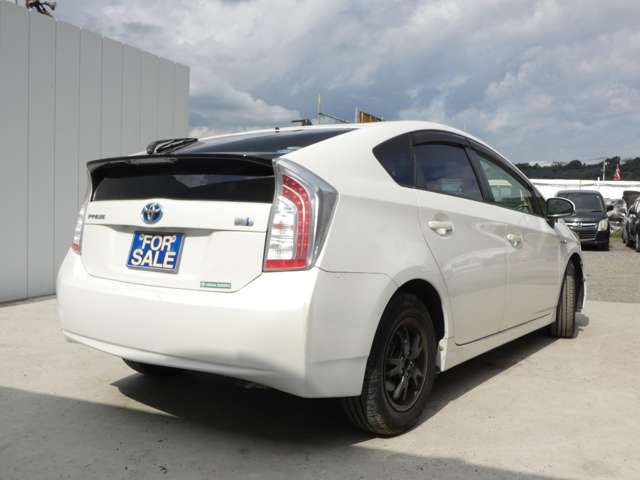 TOYOTA PRIUS 2013 Image 31