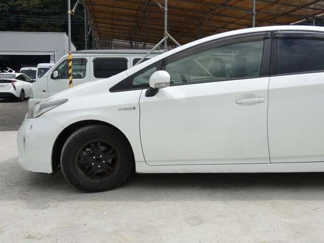 TOYOTA PRIUS 2013 Image 31