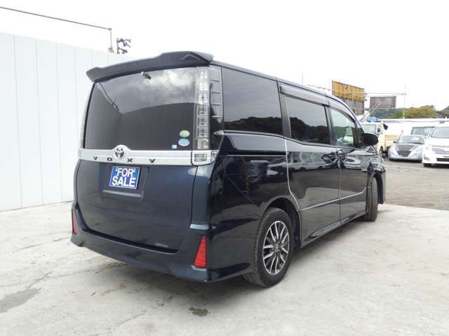 TOYOTA VOXY 2014 Image 31