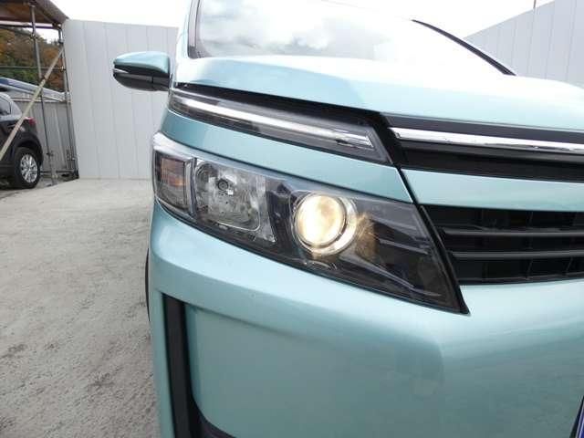 TOYOTA VOXY 2014 Image 31