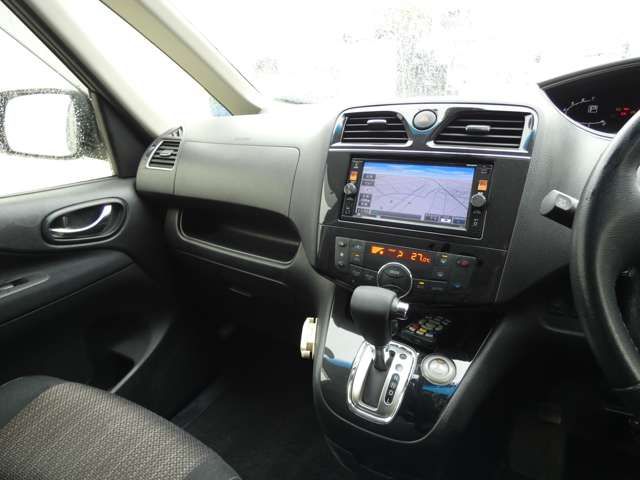 NISSAN SERENA  S-HYBRID 4WD 2016 Image 31