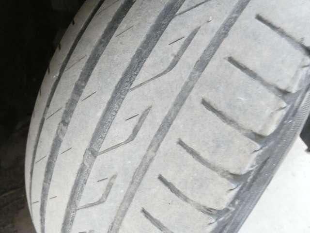 TOYOTA PRIUS 2017 Image 31