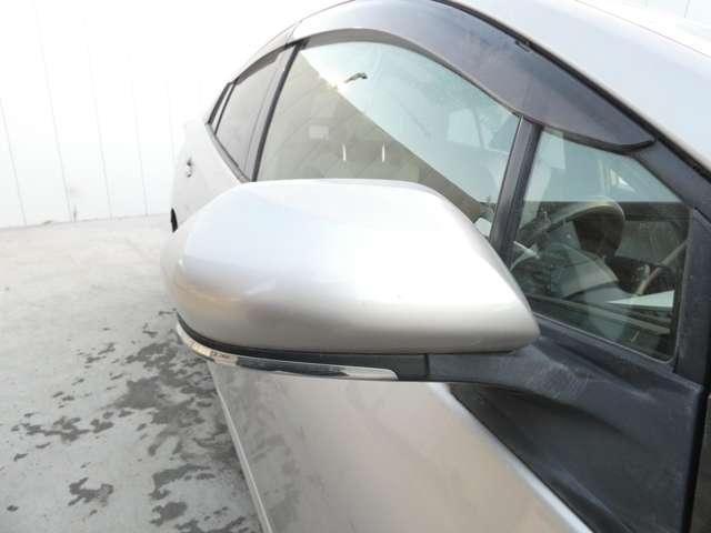 TOYOTA PRIUS 2017 Image 31