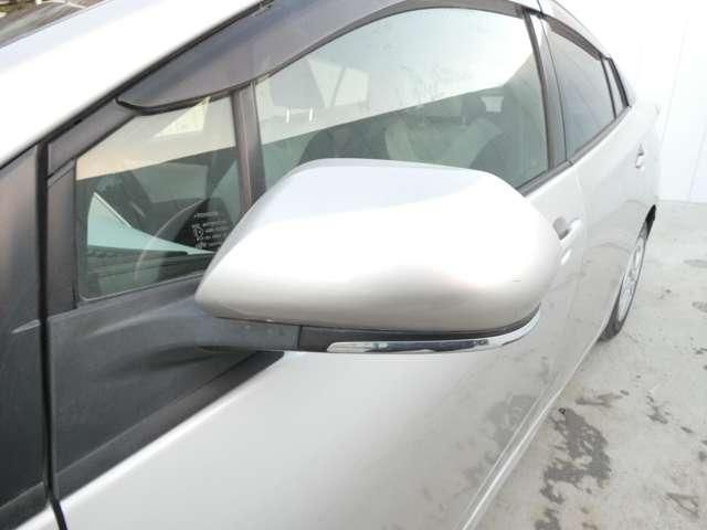 TOYOTA PRIUS 2017 Image 31