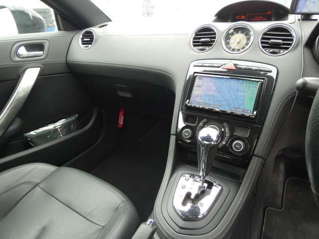 PEUGEOT RCZ 2010 Image 31