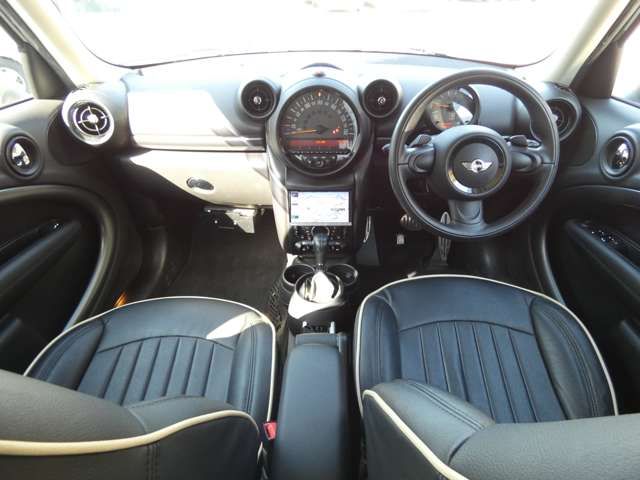 BMW MINI COOPER CROSSOVE 2014 Image 31