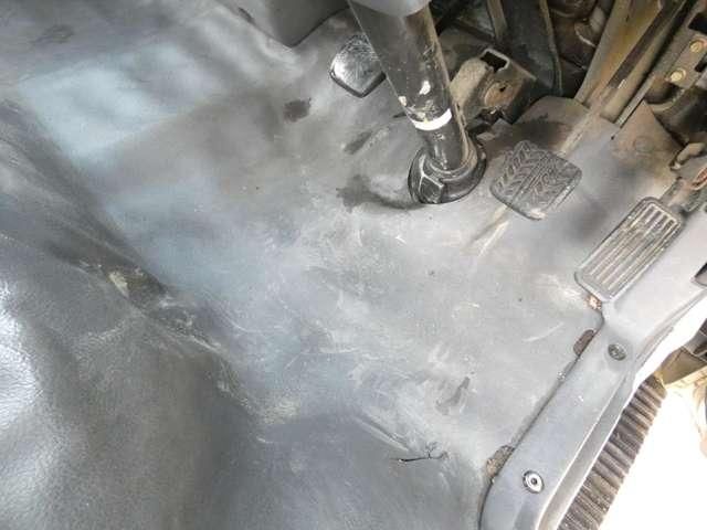 MITSUBISHI DELICA TRUCK 2WD 2002 Image 31