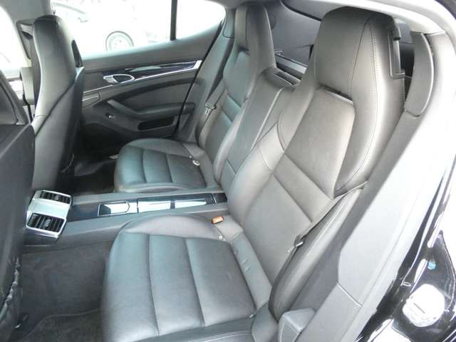 PORSCHE PANAMERA 2013 Image 31