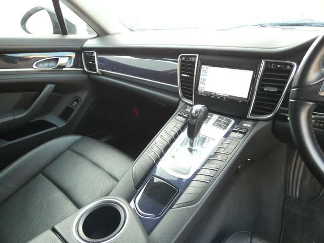 PORSCHE PANAMERA 2013 Image 31