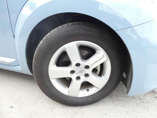 VOLKSWAGEN THE BEETL 2014 Image 31