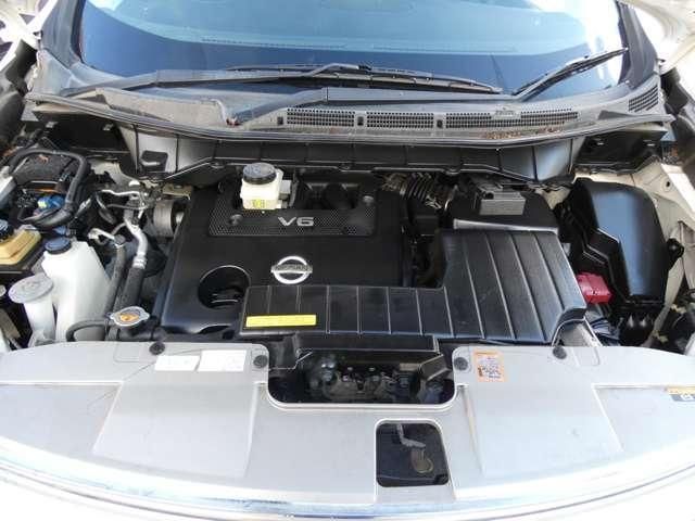 NISSAN ELGRAND 2010 Image 31