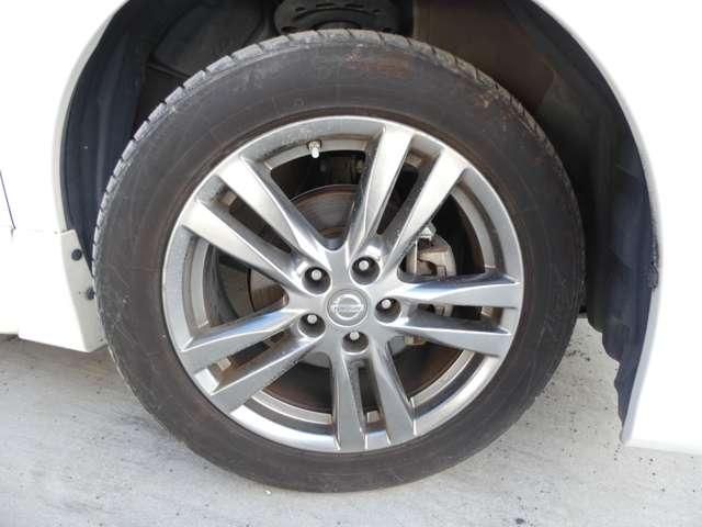 NISSAN ELGRAND 2010 Image 31