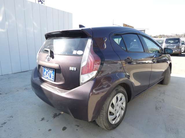 TOYOTA AQUA 2015 Image 31