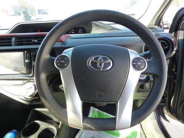 TOYOTA AQUA 2015 Image 31