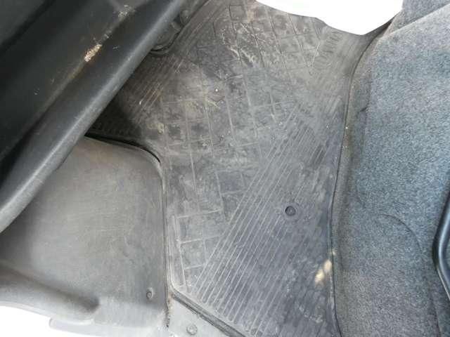 DAIHATSU HIJET CARGO 4WD 2009 Image 31