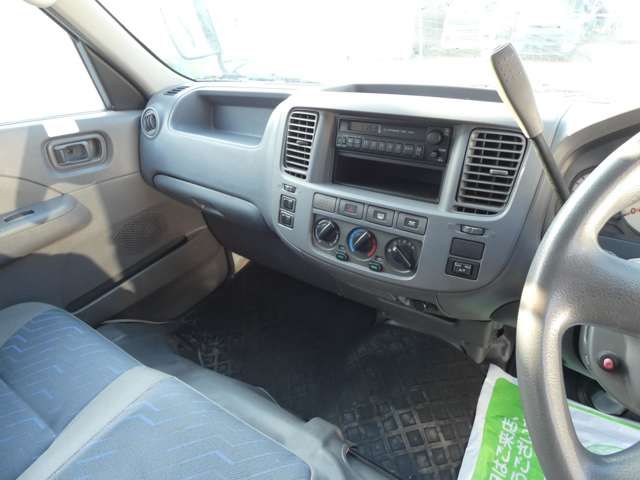 NISSAN CARAVAN MICROBUS 2005 Image 31