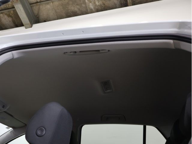 VOLKSWAGEN GOLF 2023 Image 31