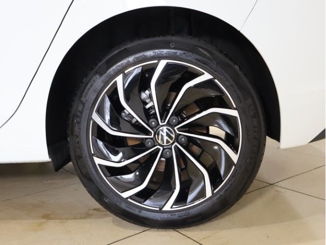 VOLKSWAGEN GOLF 2023 Image 31