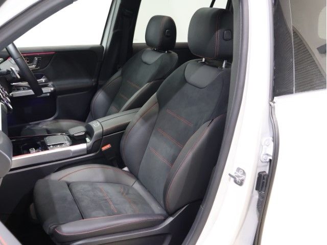 MERCEDES BENZ GLB 2023 Image 31