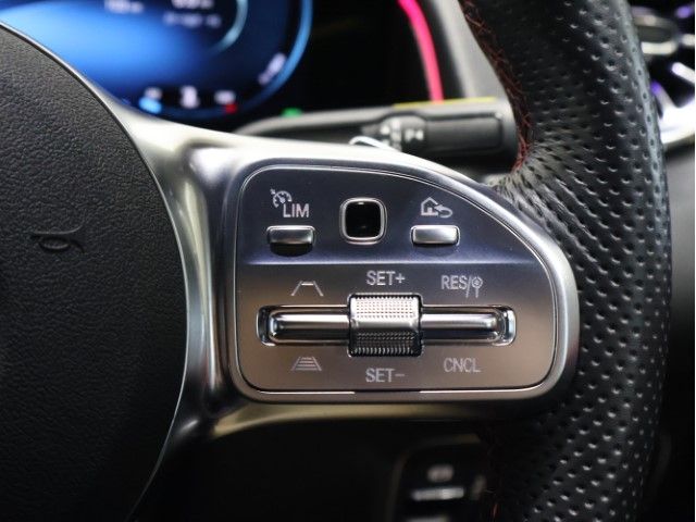 MERCEDES BENZ GLB 2023 Image 31