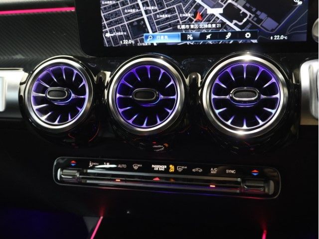 MERCEDES BENZ GLB 2023 Image 31