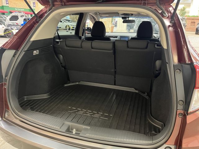 HONDA VEZEL HYBRID 2015 Image 31