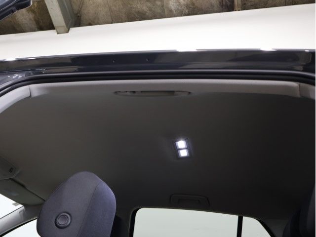 VOLKSWAGEN GOLF 2023 Image 31